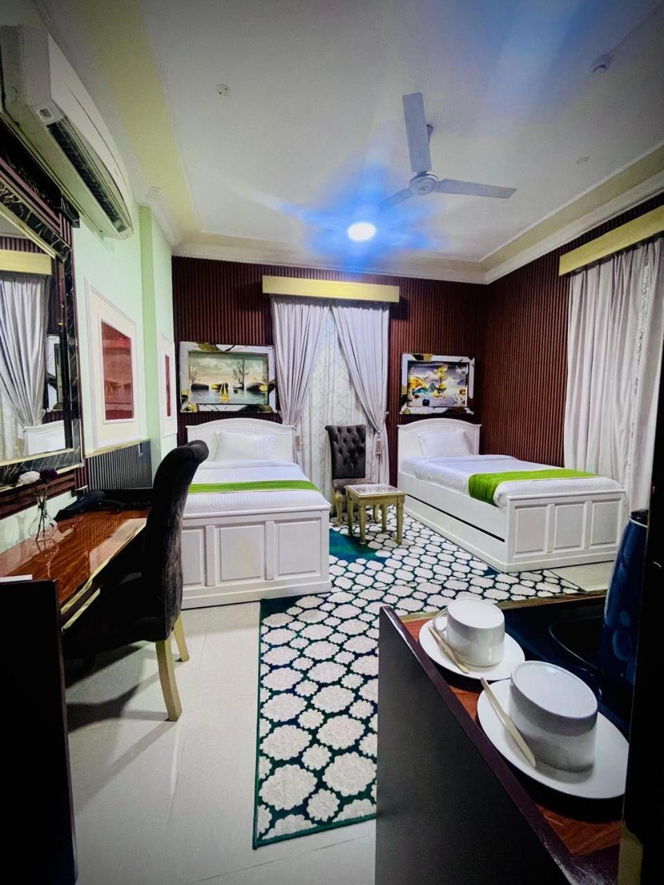 Arkan Al Barzah Hotel Apartment Sur Exterior photo